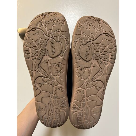 UIN Pray for Goodness Women’s Canvas Slip-On Shoes Size 7.5 Black Floral artsy - Picture 10 of 11